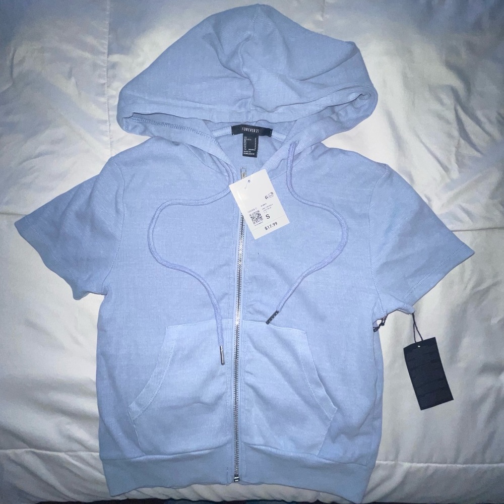 zip up top